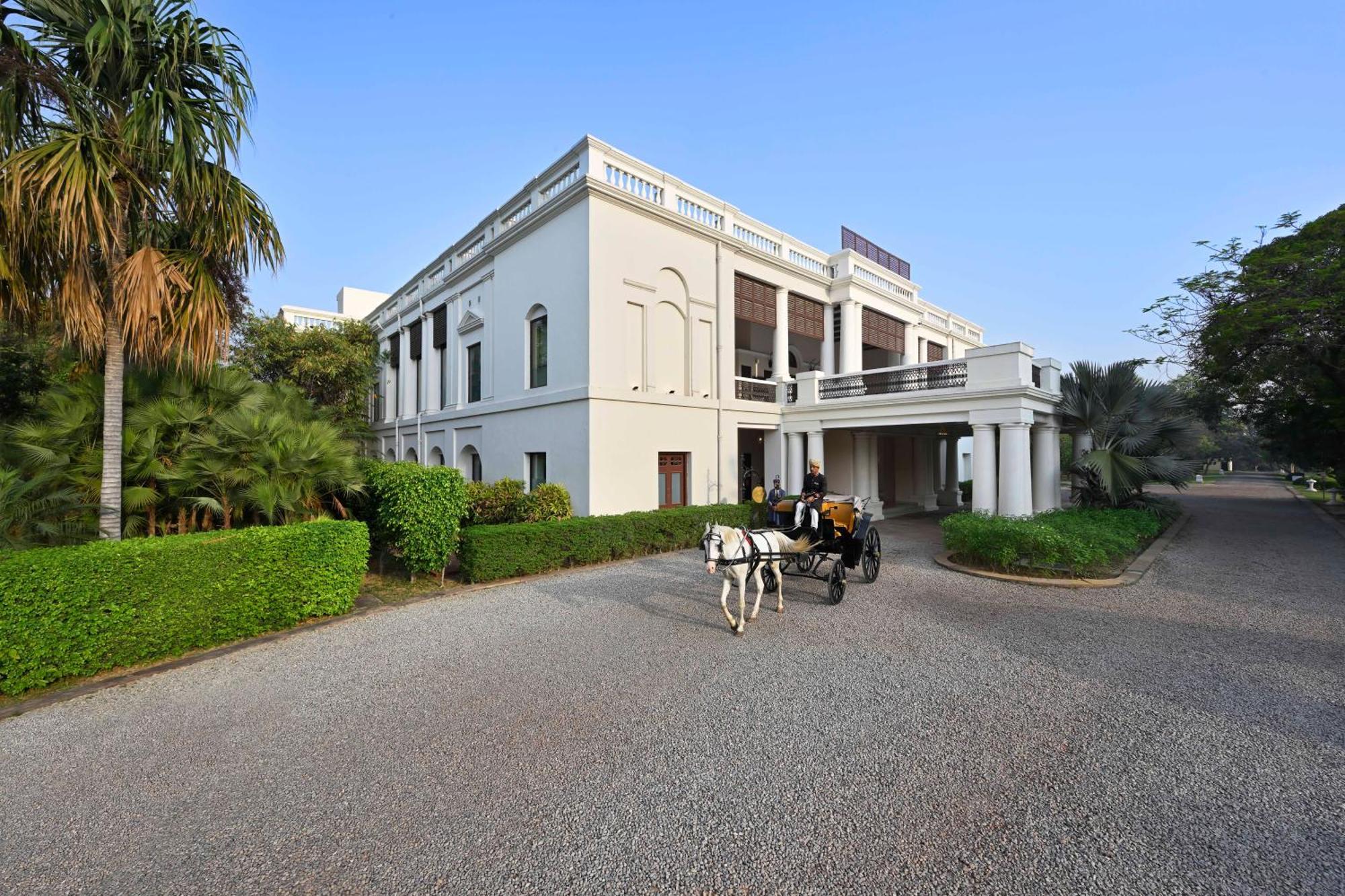 Taj Nadesar Palace Varanasi Exterior foto