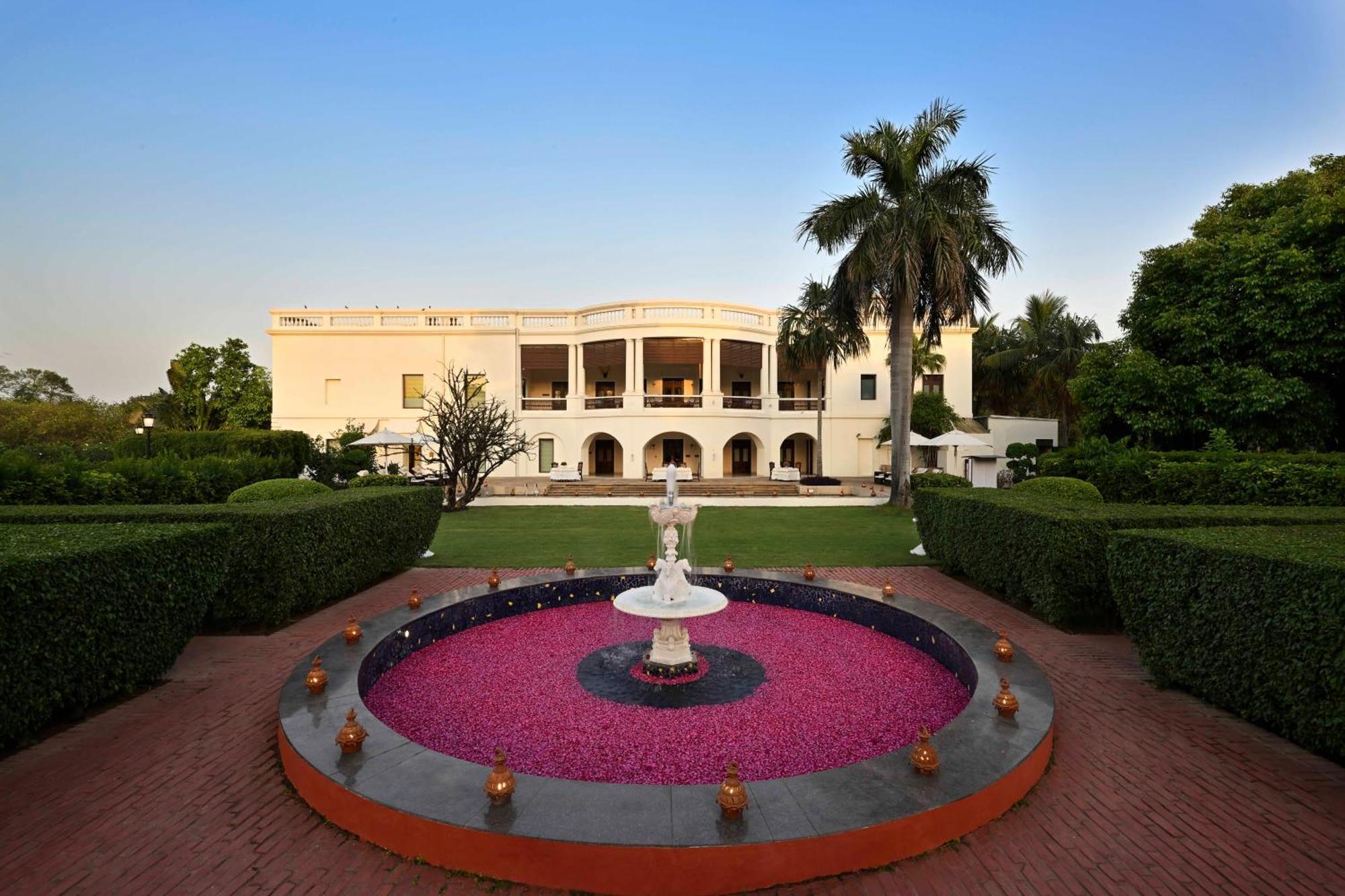 Taj Nadesar Palace Varanasi Exterior foto